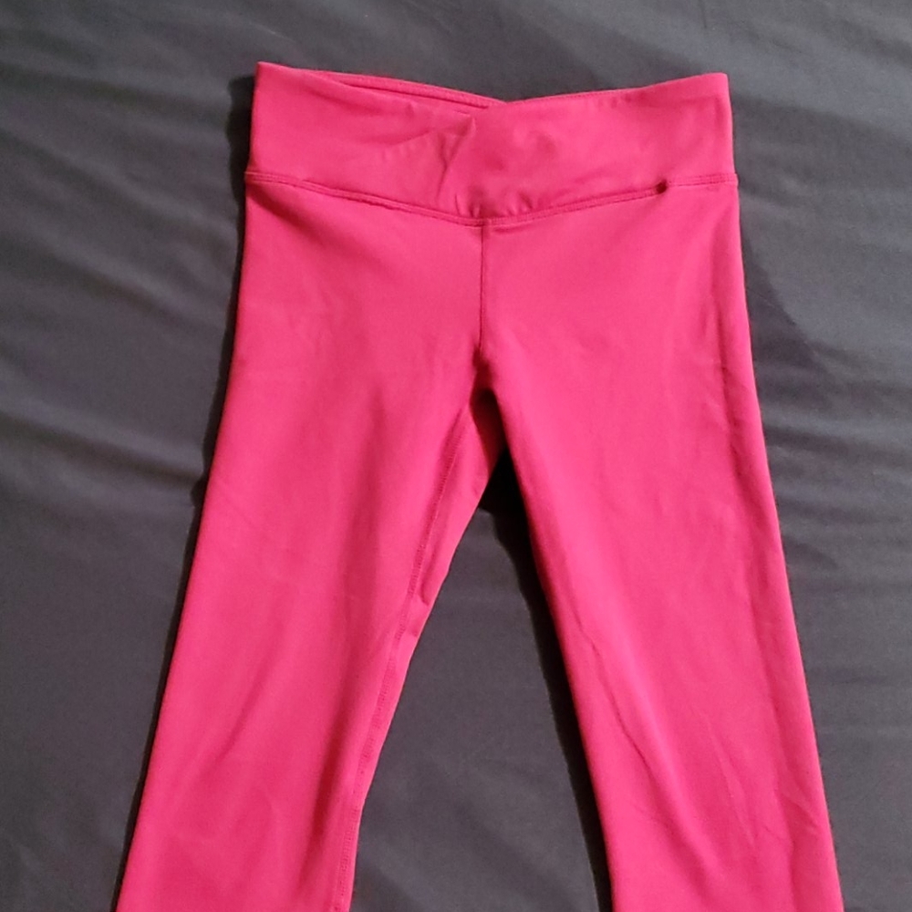 Fabletics workout capri bundle - Picture 2 of 5